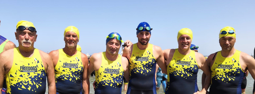 foto Triathlon, 6 Freedogs oltre il caldo dei regionali sprint